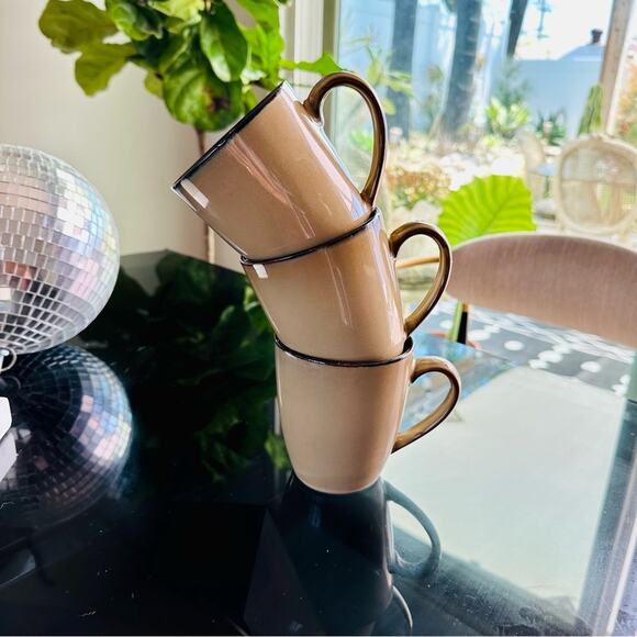 3 VINTAGE Neutral Tan Beige Black Inner Rim Classic Glaze Ceramic Coffee Mug Set - Picture 9 of 16